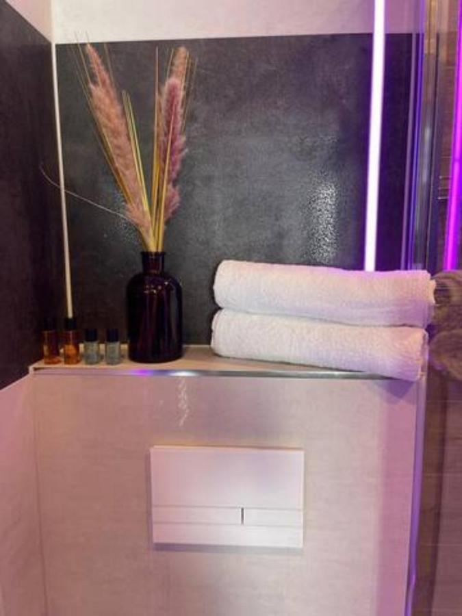 #1 Tgha Luxury Studio Apartment In Άθλον Εξωτερικό φωτογραφία